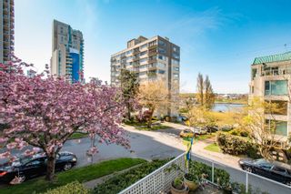 Main Photo: 204 1406 HARWOOD Street in Vancouver: West End VW Condo for sale in "Julia Court" (Vancouver West)  : MLS®# R2781053
