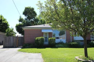 Photo 1: 224 Axminster Drive in Richmond Hill: Crosby House (Bungalow) for sale : MLS®# N8371988