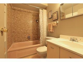 Photo 8: 2042 PURCELL Way in North Vancouver: Lynnmour Townhouse for sale in "Purcell Woods - Lynnmour" : MLS®# V962841
