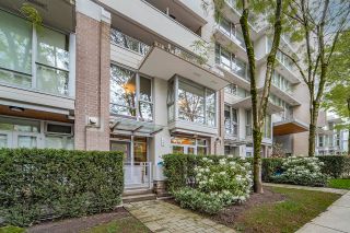Main Photo: 1683 W 8TH Avenue in Vancouver: Fairview VW Townhouse for sale in "Camera" (Vancouver West)  : MLS®# R2876080