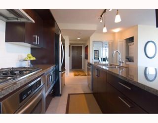 Photo 8: 906 1650 W 7TH Avenue in Vancouver: Fairview VW Condo for sale in "VIRTU" (Vancouver West)  : MLS®# V748830