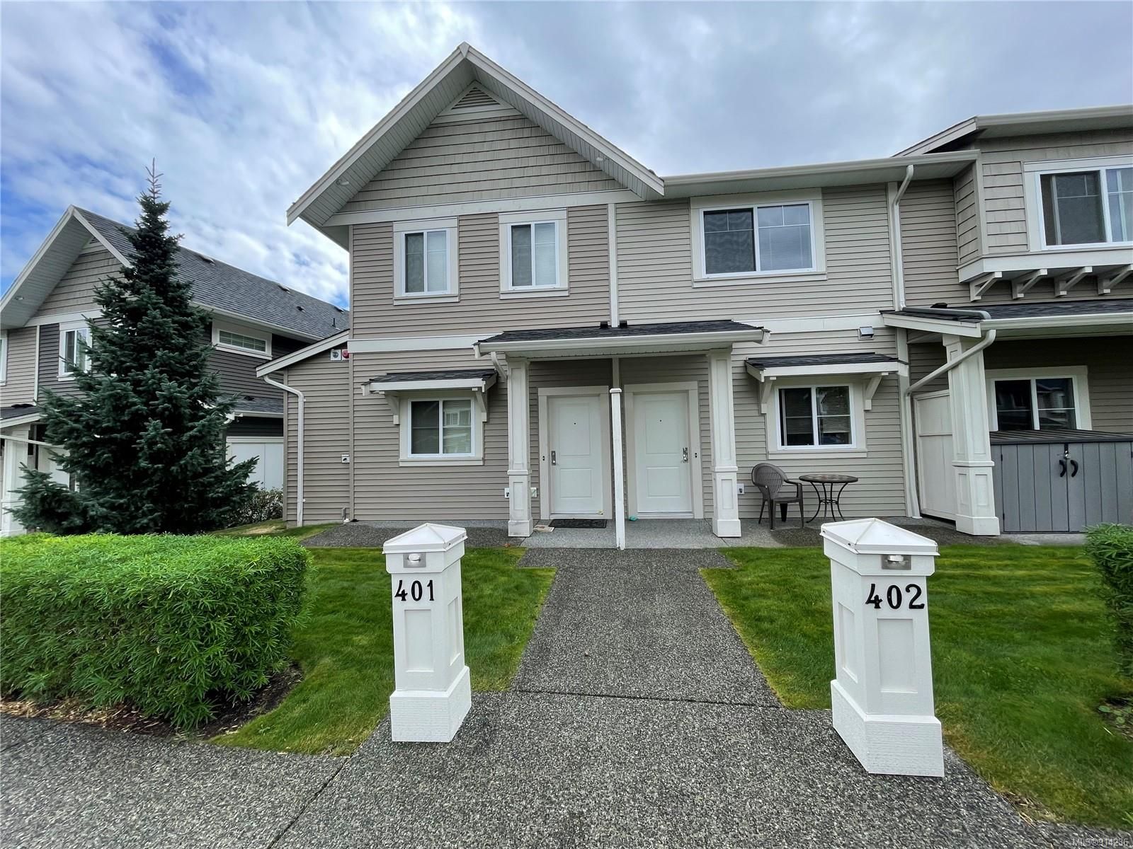 Main Photo: 402 1675 Crescent View Dr in Nanaimo: Na Central Nanaimo Row/Townhouse for sale : MLS®# 914236