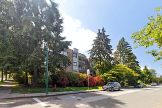 Main Photo: 310 1066 E 8TH Avenue in Vancouver: Mount Pleasant VE Condo for sale in "Landmark Caprice" (Vancouver East)  : MLS®# R2887348
