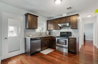 Photo 11: 3766 IRMIN Street in Burnaby: Suncrest House for sale (Burnaby South)  : MLS®# R2715990