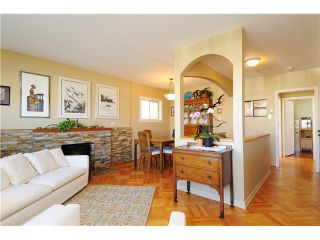Photo 2: 3570 TRIUMPH Street in Vancouver: Hastings East House for sale in "THE HEIGHTS" (Vancouver East)  : MLS®# V989031