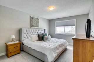 Photo 10: 92 Rockyspring Grove NW in Calgary: Rocky Ridge Semi Detached (Half Duplex) for sale : MLS®# A2118068