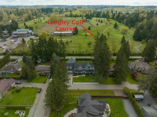 Photo 37: 4536 SOUTHRIDGE Crescent in Langley: Murrayville House for sale in "Murrayville" : MLS®# R2695694