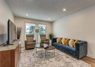 Photo 4: 123 Woodside Circle SW in Calgary: Woodlands Detached for sale : MLS®# A2020715