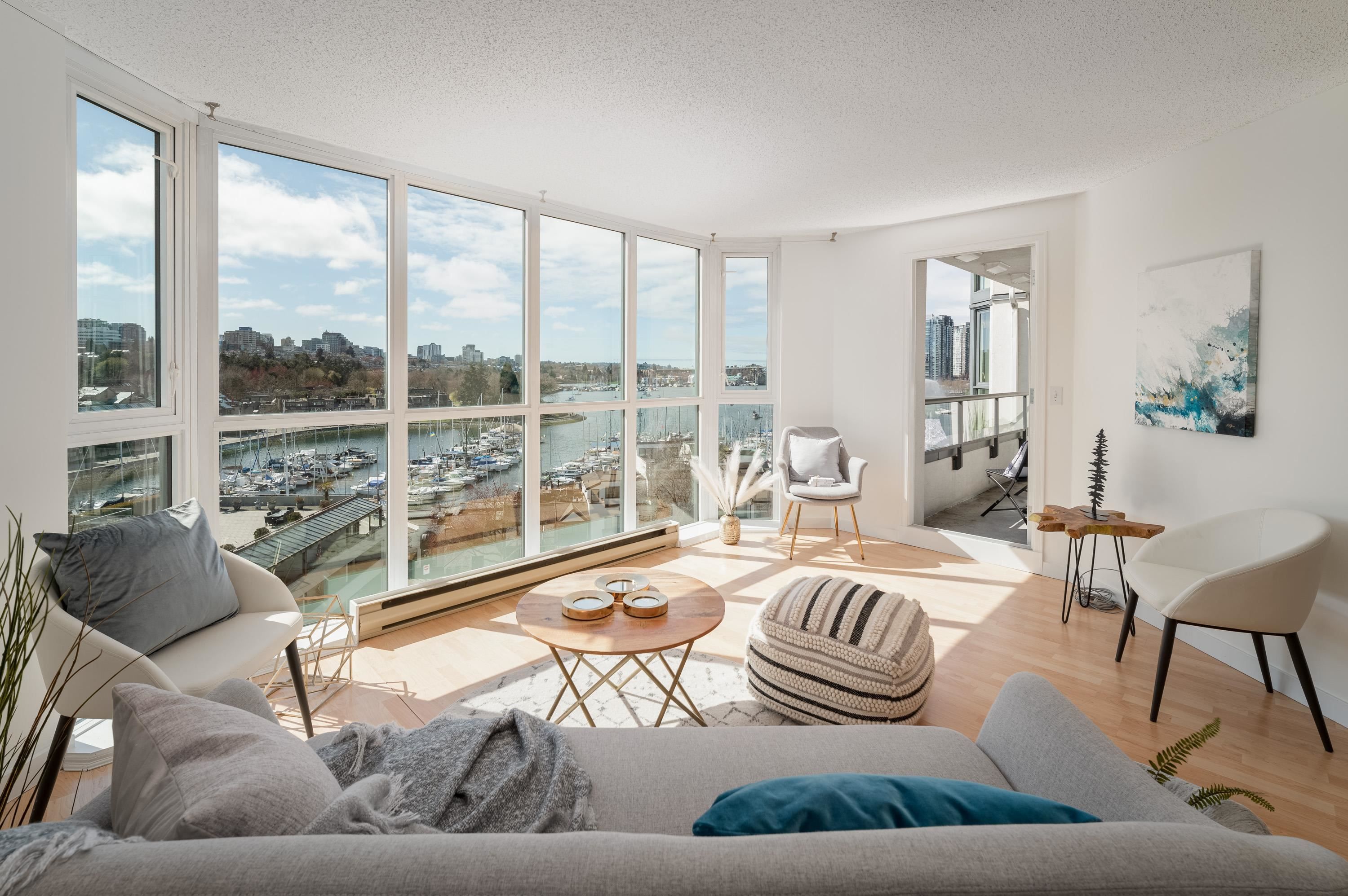 Main Photo: 913 456 MOBERLY Road in Vancouver: False Creek Condo for sale in "Pacific Cove" (Vancouver West)  : MLS®# R2673119