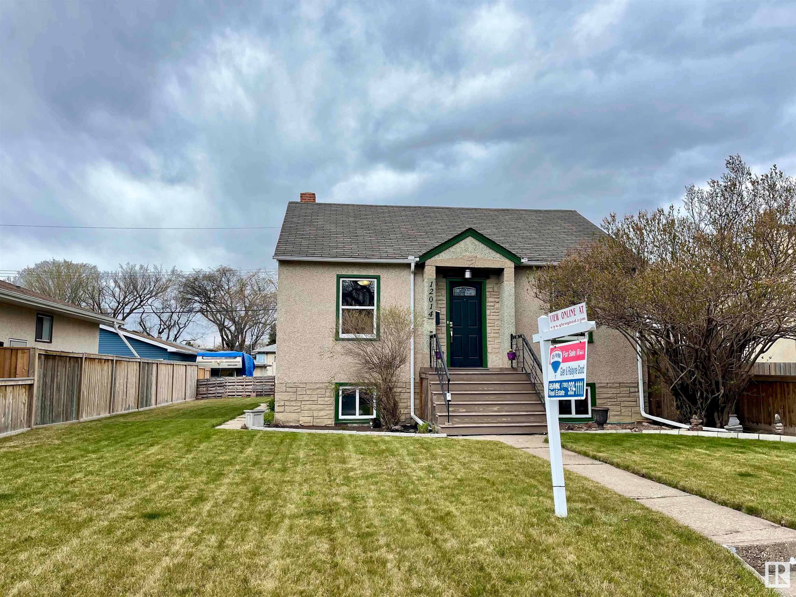Main Photo: 12014 64 Street in Edmonton: Zone 06 House for sale : MLS®# E4286382