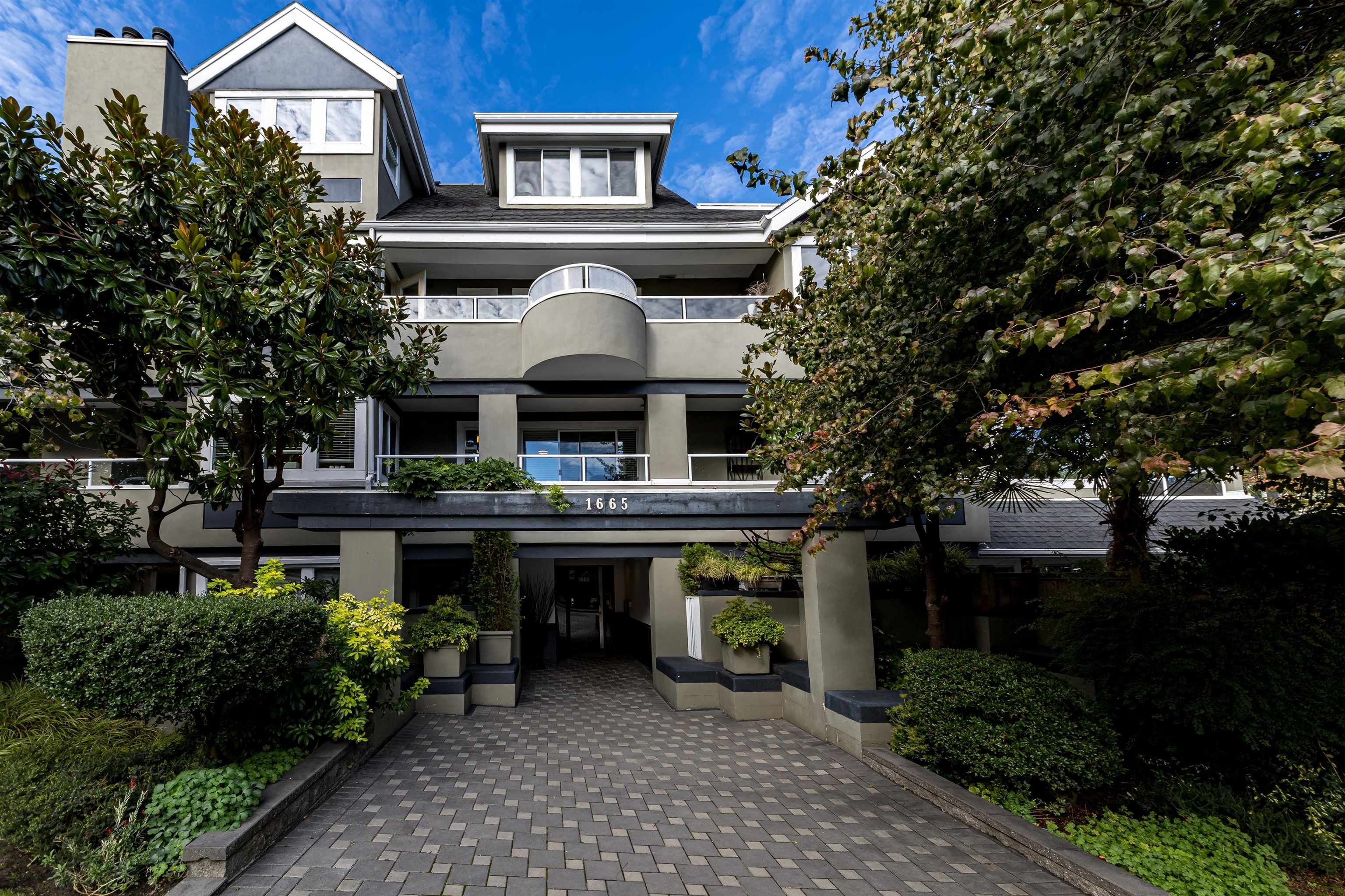 Main Photo: 201 1665 ARBUTUS Street in Vancouver: Kitsilano Condo for sale in "The Beaches" (Vancouver West)  : MLS®# R2620852