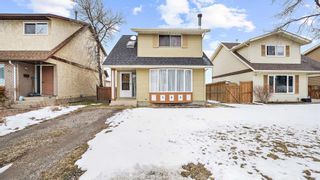 Photo 1: 300 Berwick Drive NW in Calgary: Beddington Heights Detached for sale : MLS®# A2118693