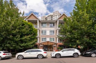 Photo 1: 214 3651 FOSTER Avenue in Vancouver: Collingwood VE Condo for sale in "FINALE" (Vancouver East)  : MLS®# R2389057