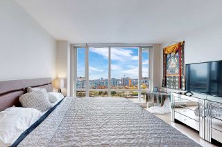 Photo 15: 1602 8 SMITHE Mews in Vancouver: Yaletown Condo for sale (Vancouver West)  : MLS®# R2518054