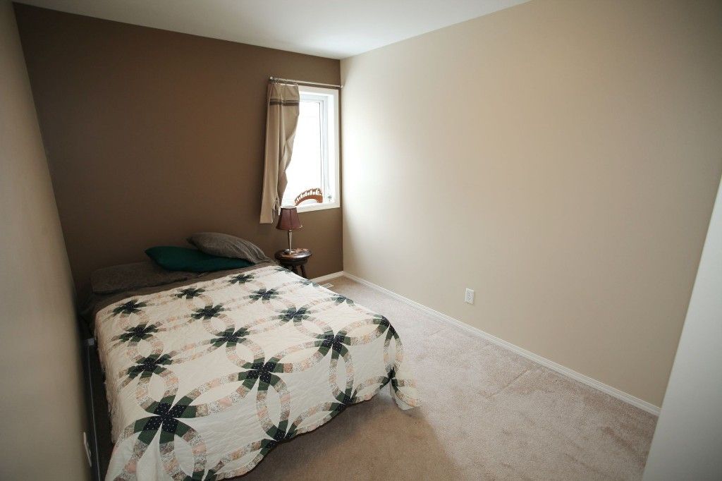 Photo 23: Photos: 48 Dundurn Place in Winnipeg: Single Family Detached for sale : MLS®# 1305260