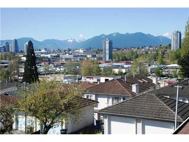 Main Photo: 5177 DOMINION ST in Burnaby: Central BN Condo for sale (Burnaby North)  : MLS®# V1117359
