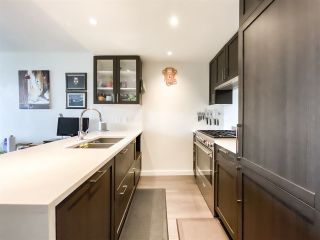 Photo 2: 515 5598 ORMIDALE Street in Vancouver: Collingwood VE Condo for sale in "wall centre central park" (Vancouver East)  : MLS®# R2560362