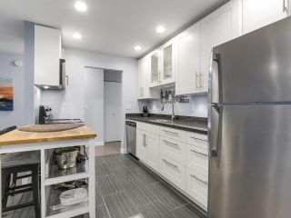 Photo 11: 104 2935 SPRUCE Street in Vancouver: Fairview VW Condo for sale in "LANDMARK CAESAR" (Vancouver West)  : MLS®# R2196677