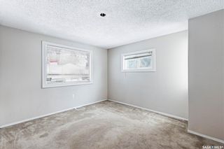 Photo 5: 427 T Avenue South in Saskatoon: Pleasant Hill Residential for sale : MLS®# SK920196