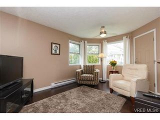 Photo 7: 1279 Lidgate Crt in VICTORIA: SW Strawberry Vale House for sale (Saanich West)  : MLS®# 704635