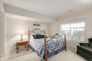 Photo 15: 37 2979 PANORAMA Drive in Coquitlam: Westwood Plateau Townhouse for sale in "DEERCREST" : MLS®# R2238055
