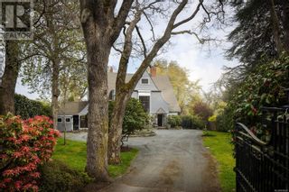 Photo 3: 1745 Rockland Ave in Victoria: House for sale : MLS®# 959620