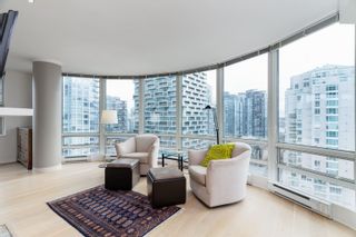 Photo 8: 1902 1500 HORNBY Street in Vancouver: Yaletown Condo for sale in "888 Beach" (Vancouver West)  : MLS®# R2660417
