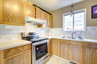 Photo 6: 25 Martinview Crescent NE in Calgary: Martindale Detached for sale : MLS®# A1107227