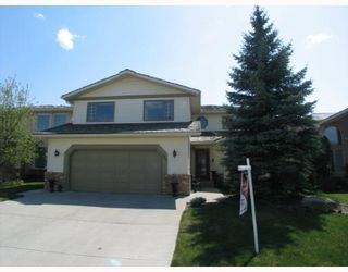 Photo 1: 20 Douglasbank Rise SE in CALGARY: Douglasdale Estates Residential Detached Single Family for sale (Calgary)  : MLS®# C3263974