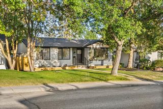 Main Photo: 2131 Lincoln Drive SW in Calgary: North Glenmore Park Detached for sale : MLS®# A1256860