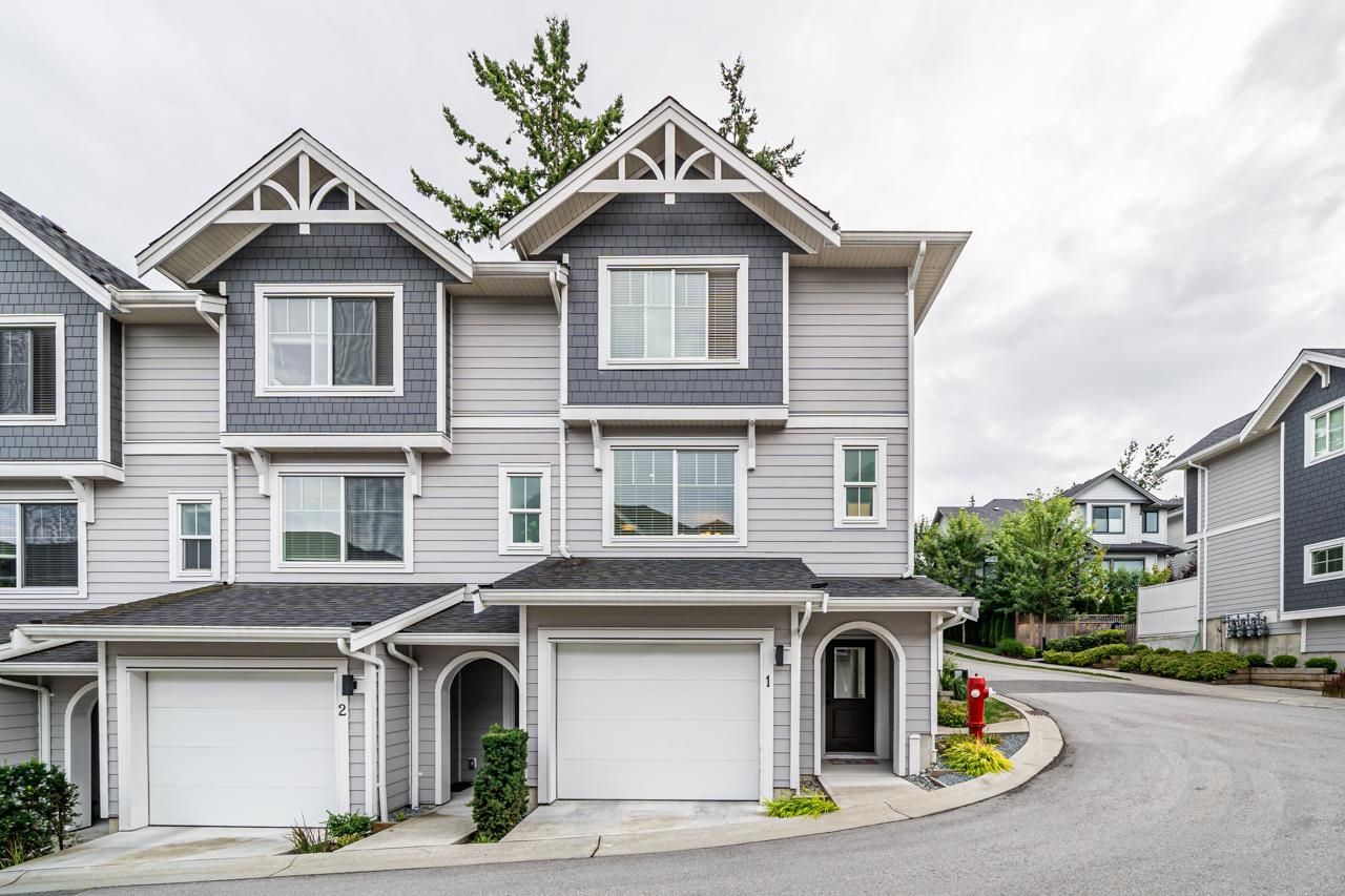 Main Photo: 1 15717 MOUNTAIN VIEW Drive in Surrey: Grandview Surrey Townhouse for sale in "Olivia" (South Surrey White Rock)  : MLS®# R2610838
