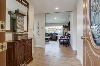 Photo 6: 2101 Holly Avenue in Escondido: Residential for sale (92027 - Escondido)  : MLS®# OC21029951