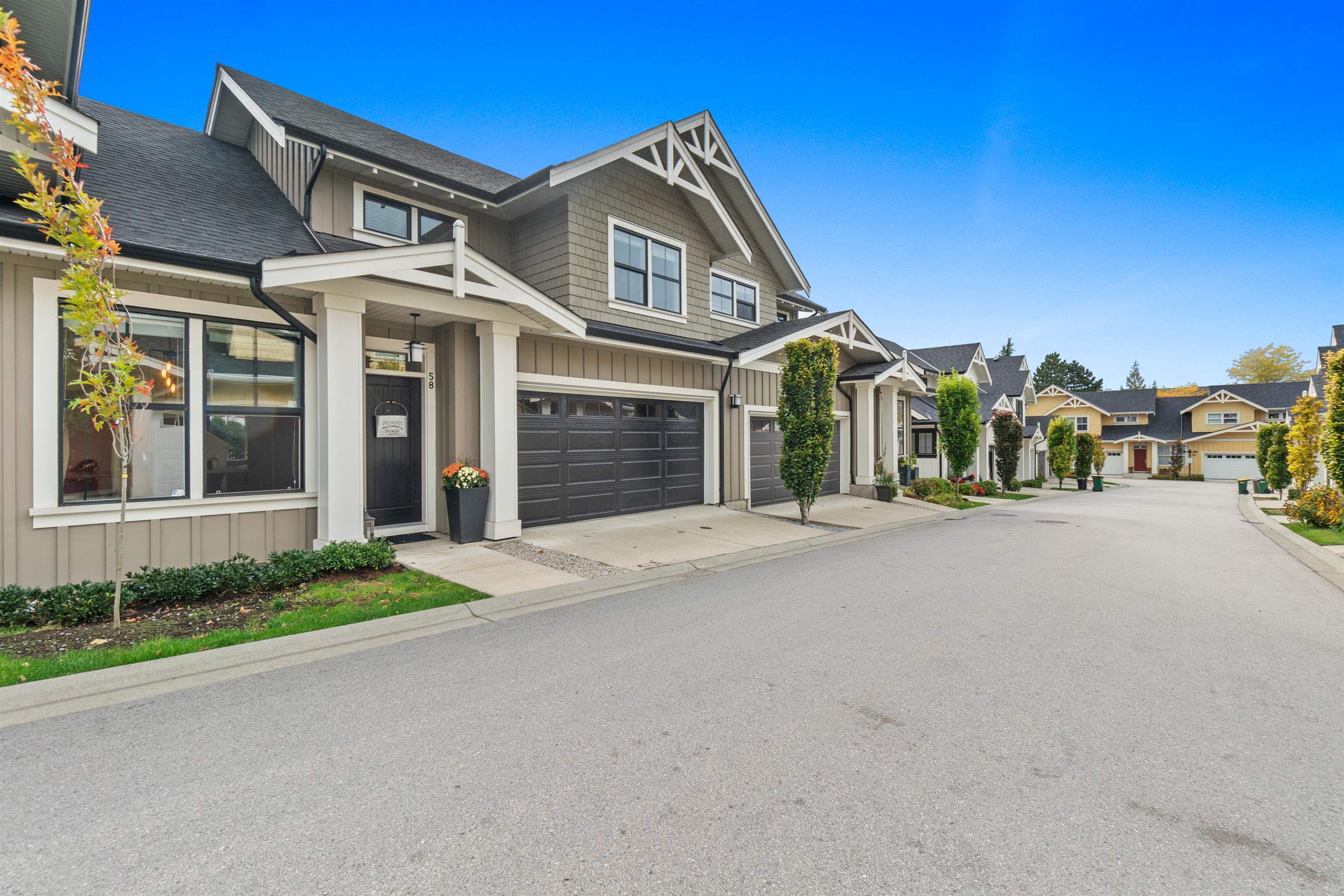 Main Photo: 58 22057 49 Avenue in Langley: Murrayville Townhouse for sale in "Heritage" : MLS®# R2622129