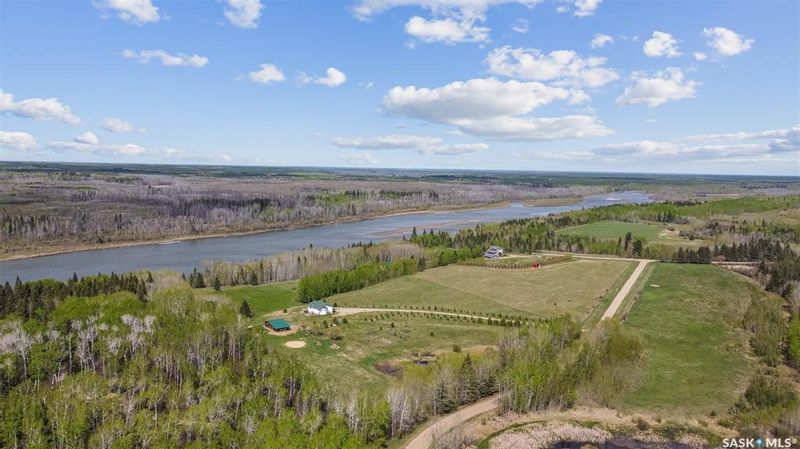 FEATURED LISTING: Riverfront Acres Duck Lake