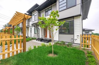 Photo 3: 1 7411 CEDAR Street in Mission: Mission BC Townhouse for sale : MLS®# R2864846
