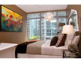 Photo 7: # 303 1710 BAYSHORE DR in Vancouver: Coal Harbour Condo for sale (Vancouver West)  : MLS®# V642290