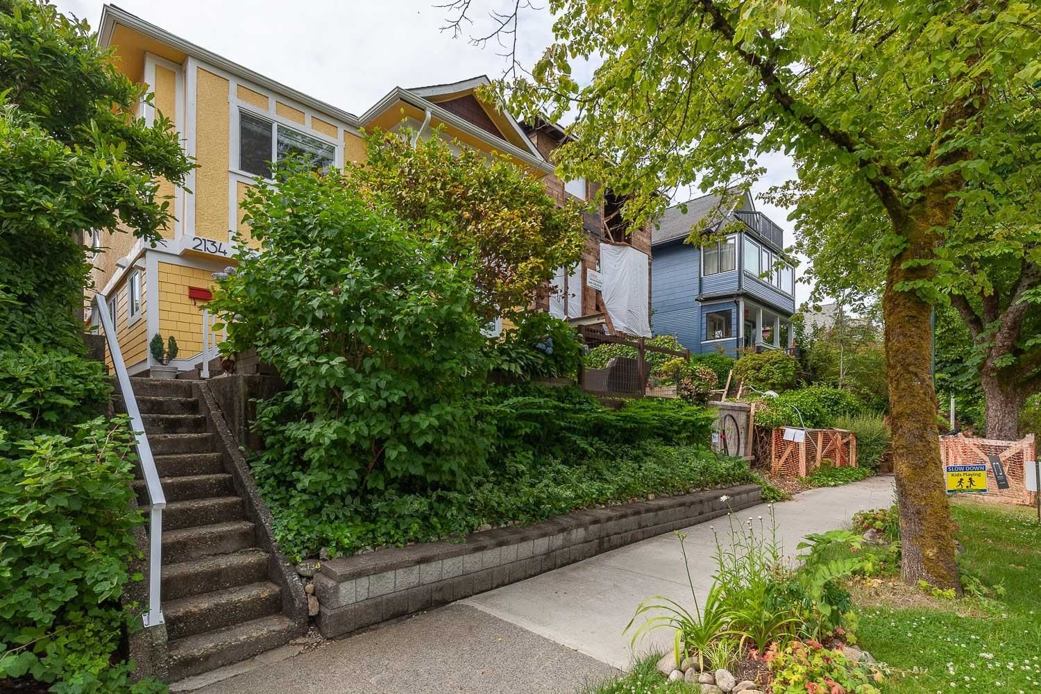 Main Photo: 2134 E 3RD Avenue in Vancouver: Grandview Woodland House for sale (Vancouver East)  : MLS®# R2707706