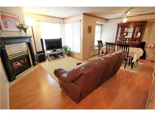 Photo 3: 21 7520 18TH Street in Burnaby: Edmonds BE Townhouse for sale in "WESTMOUNT PARK" (Burnaby East)  : MLS®# V956781