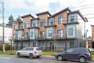 Photo 14: 114 687 Strandlund Ave in VICTORIA: La Langford Proper Row/Townhouse for sale (Langford)  : MLS®# 832281