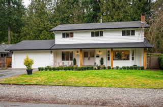 Photo 2: 4158 199A Crescent in Langley: Brookswood Langley House for sale in "Brookswood" : MLS®# R2851879