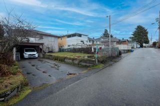 Photo 2: 2656 WAVERLEY Avenue in Vancouver: Killarney VE House for sale (Vancouver East)  : MLS®# R2747913