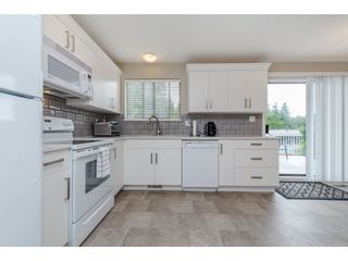 Photo 3: 2280 SENTINEL Drive in Abbotsford: Central Abbotsford House for sale : MLS®# R2087208