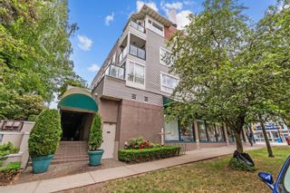 Photo 1: 207 3590 W 26TH Avenue in Vancouver: Dunbar Condo for sale in "Dunbar Heights" (Vancouver West)  : MLS®# R2786637