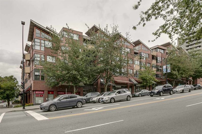FEATURED LISTING: 406 - 305 LONSDALE Avenue North Vancouver