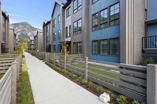 Photo 2: 1353 VALLEYSIDE Place in Squamish: Downtown SQ Townhouse for sale in "SEA AND SKY" : MLS®# R2487745