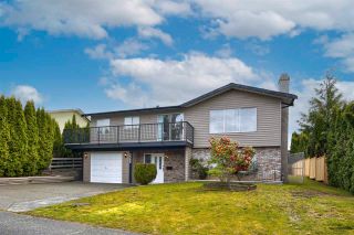 Photo 1: 3382 SAANICH Street in Abbotsford: Abbotsford West House for sale : MLS®# R2571712