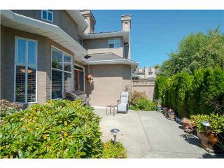 Photo 18: 28 6211 W BOUNDARY Drive in Surrey: Panorama Ridge Townhouse for sale in "LAKEWOOD HEIGHTS" : MLS®# F1421128