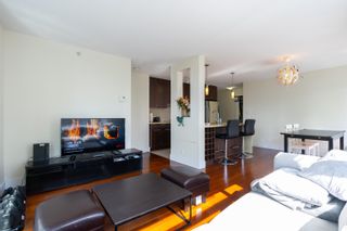Photo 2: 1901 888 HOMER Street in Vancouver: Downtown VW Condo for sale (Vancouver West)  : MLS®# R2741421