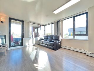 Photo 6: 515 2689 KINGSWAY in Vancouver: Collingwood VE Condo for sale in "Skyway Tower" (Vancouver East)  : MLS®# R2749912