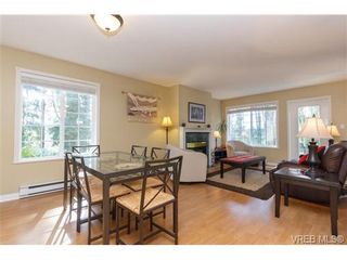 Photo 4: 4 14 Erskine Lane in VICTORIA: VR Hospital Row/Townhouse for sale (View Royal)  : MLS®# 697785